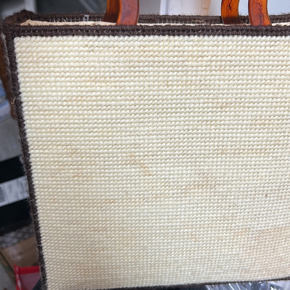 Tooooo CUTE!! Spring bag! Embroidered - Picture 9 of 9